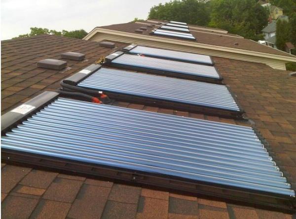 Cheap Heat Pipe vaccum tube Solar Collector with copper manifold for sale