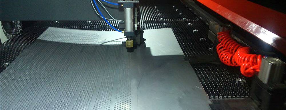 Round hole perforated sheet is manufactured under strict quality control.