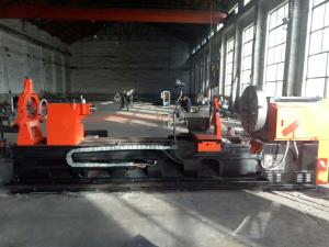 Center Conventional Horiozontal Lathe Machine With Four Jaw Chuck