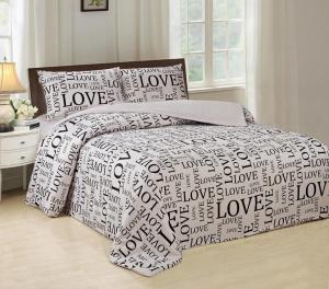 China Silky Bed Sheet 4 Piece Bedding Set Luxurious With English Letters Printed on sale