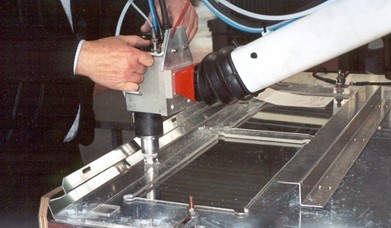 Practising Examples of Stud Welding Light Box for Fast Food Restaurant
