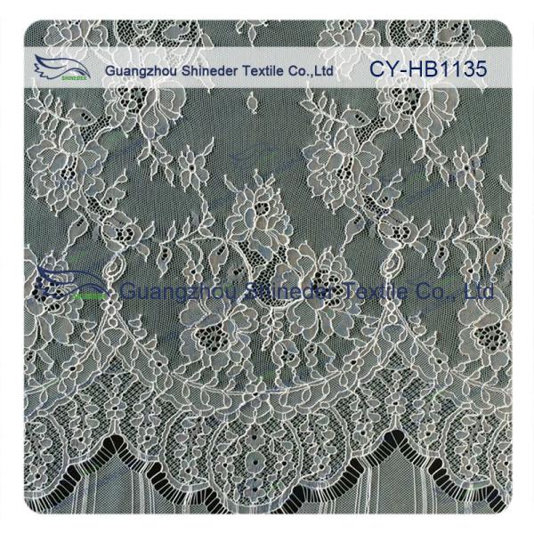 Cheap Little Guipure Flower Chantilly Lace Bridal Gown , Scalloped Lace Trim for sale