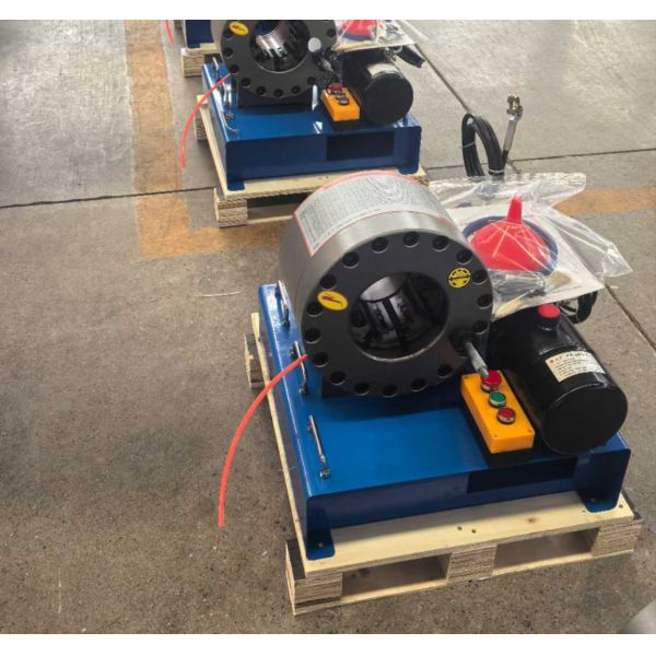 Hose Crimping Machine in operation