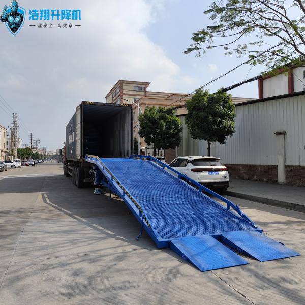 Cheap Loading And Unloading Portable Dock Ramp Blue 10-Meter With 12-Ton Capacity For Efficient Heavy Loading for sale