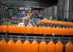 Engineer Concentrated Juice Filling Machine High Temperature Sending