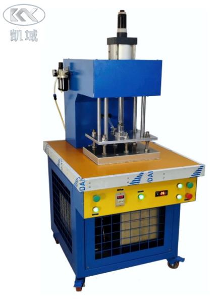 Cheap Automated 3D Fabric Cloth Embossing Machine Textile 50HZ OEM for sale