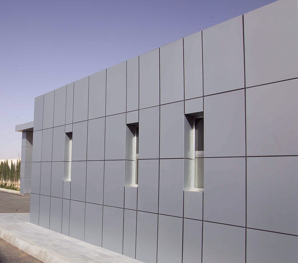 A1 B2 5mm Gray PE Coating Aluminum Composite Panel Solid Color Standard Size Decoration