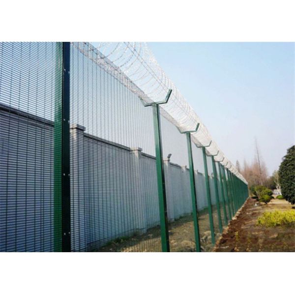 Airport perimeter 358 security mesh durable for military sites ISO SGS approved