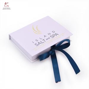 China 128gsm Paper Card Cosmetic Paper Boxes Packaging With Decorative Ribbon on sale