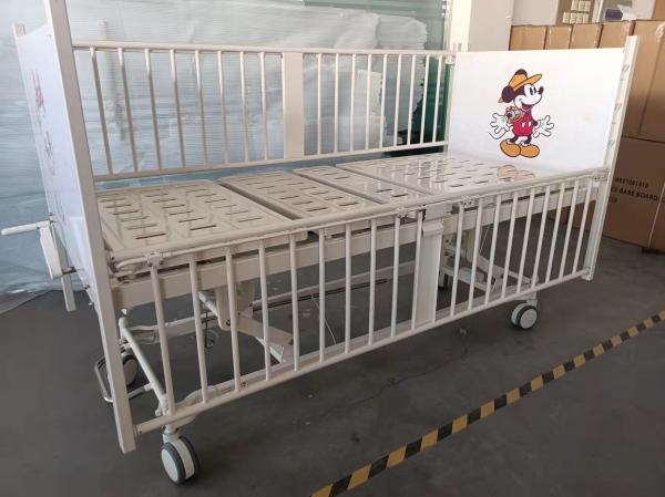 Cheap Three Crank Manual Hospital Bed Steel Spray Plastic Frame White for sale
