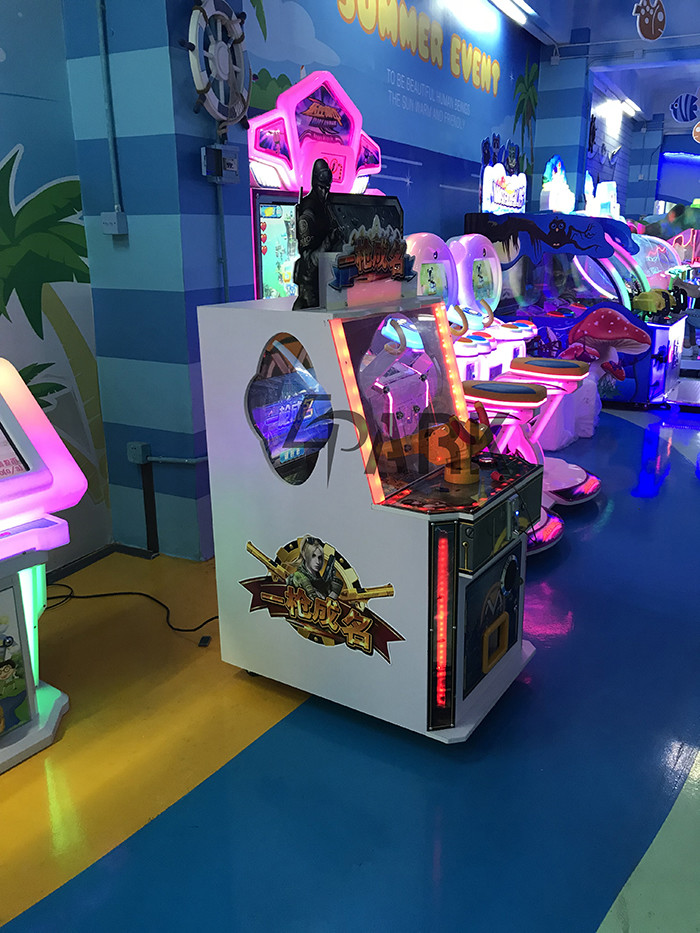 Amusement Park Shooting Arcade Machines / Coin Operated Game Machine