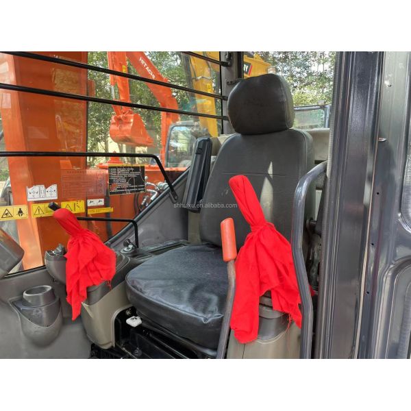 Original Used Hitachi Excavator Zx60 Hitachi Zx70 Zx75 Mini Excavator