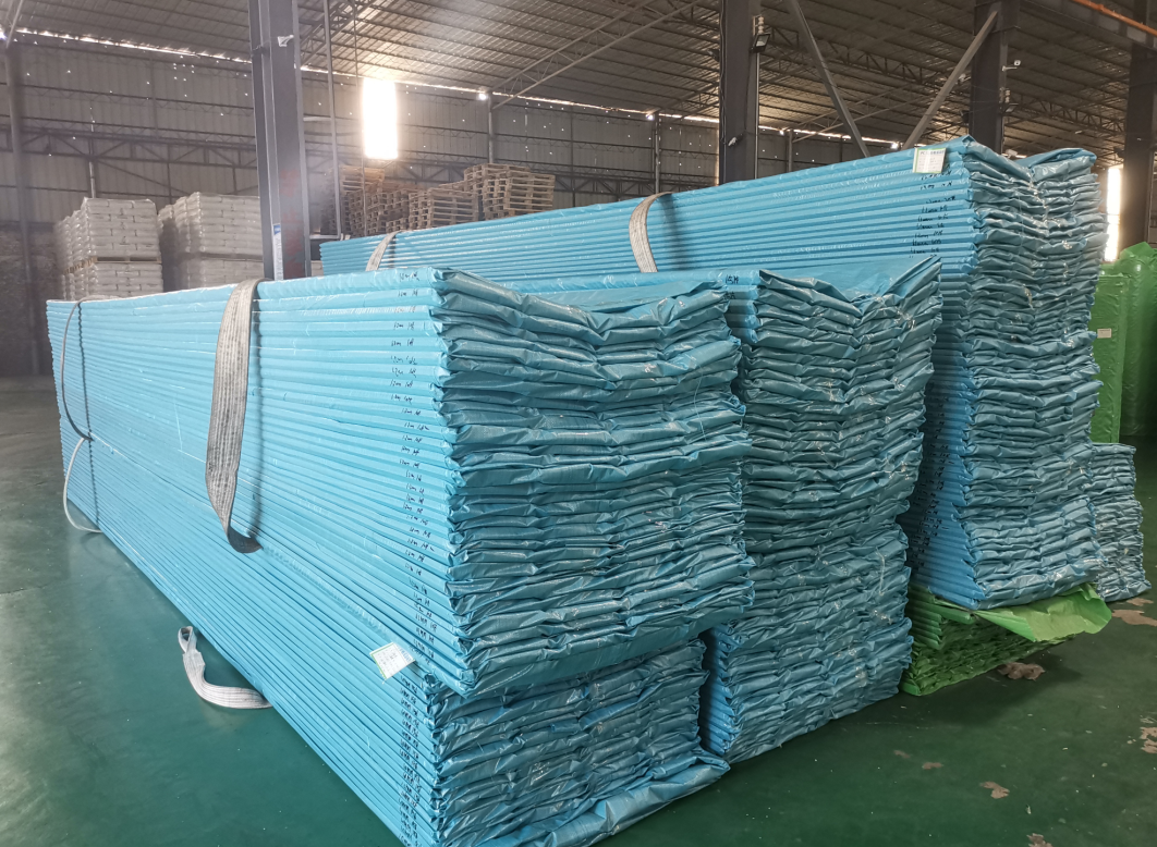 Blue Plastic Polycarbonate corrugated Sheet Impact-Resistant and Lightweight for Enhanced Functionality and Design