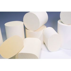 Buy cheap Catalytic Ceramic Carrier Thermal Shock Resistance of Ceramics from wholesalers