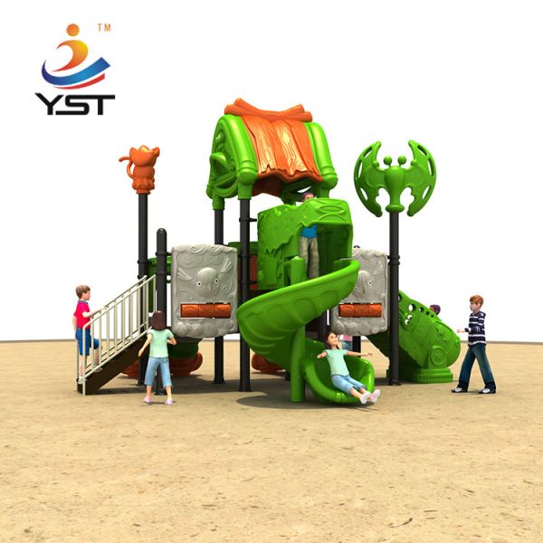 Safety Kids Playground Slide Galvanized Steel Pipe Apply To 3 - 15 Years Old