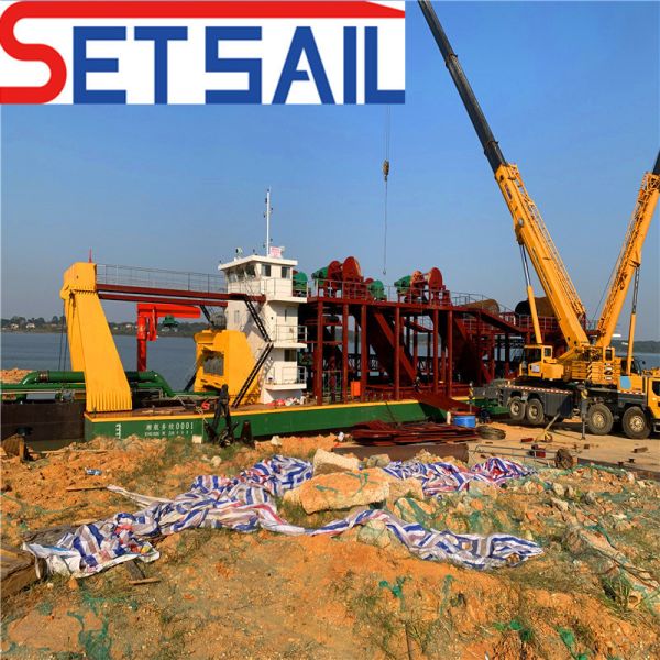 Customized Water Flow 5500m3 hydraulic Diesel Engine Cutter Suction Dredger
