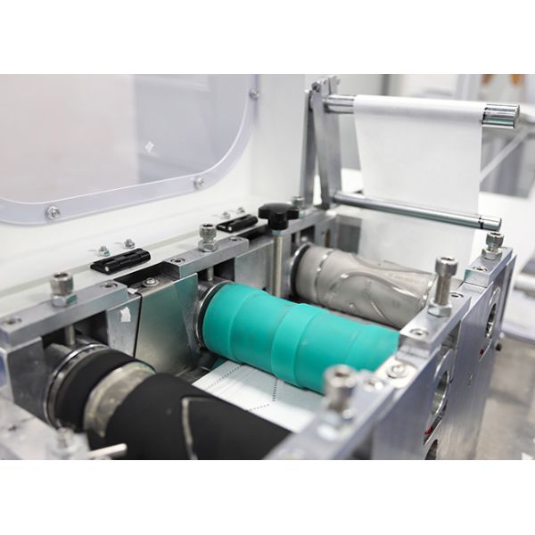 High Speed Non Woven Mask Making Machine PLC Control Automated Operation