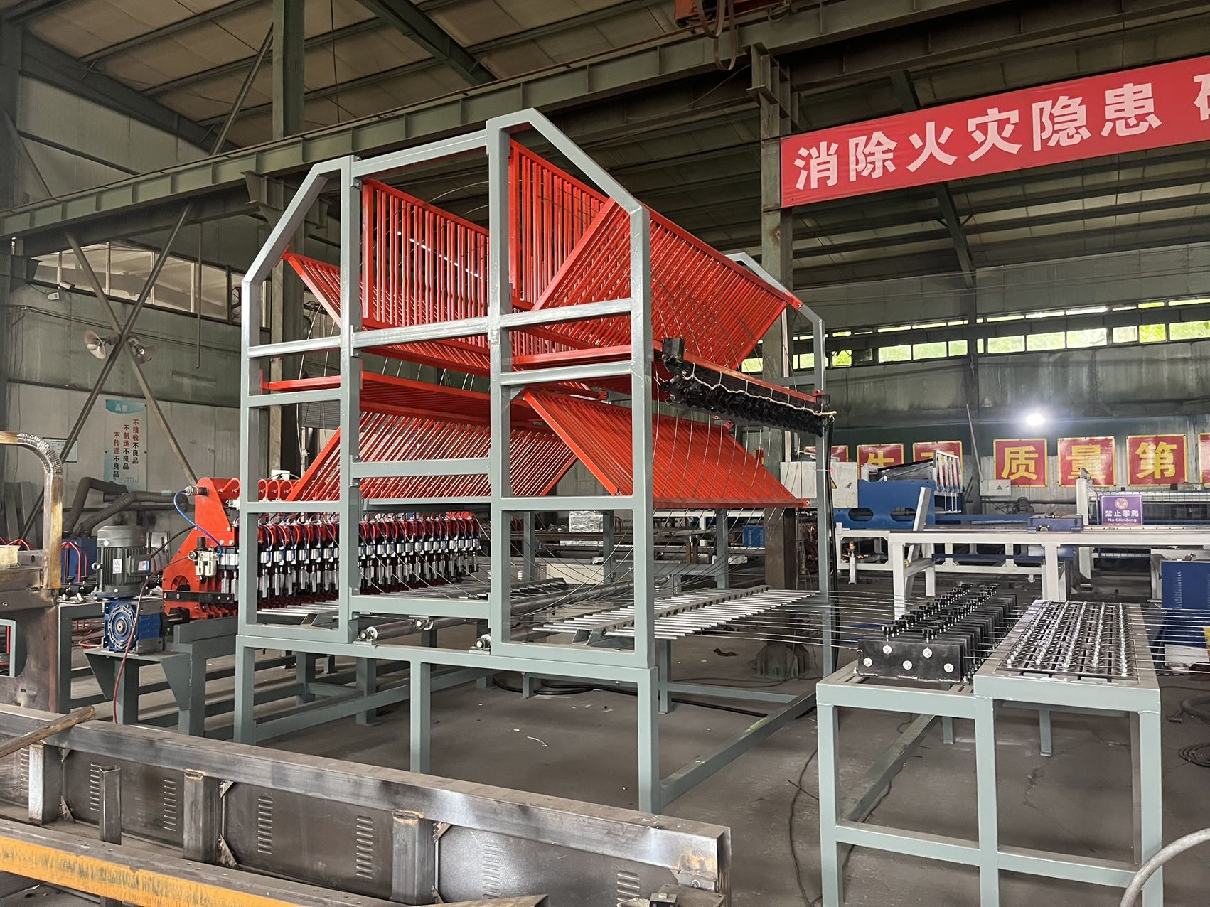 1000 - 2500mm Welding Mesh Width Automatic Mesh Welding Machine With 4.5T