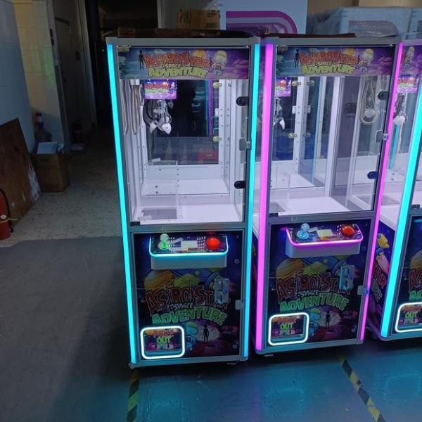 25 Inches Small Doll Crane Machine , Toy Catcher Machine For Kids