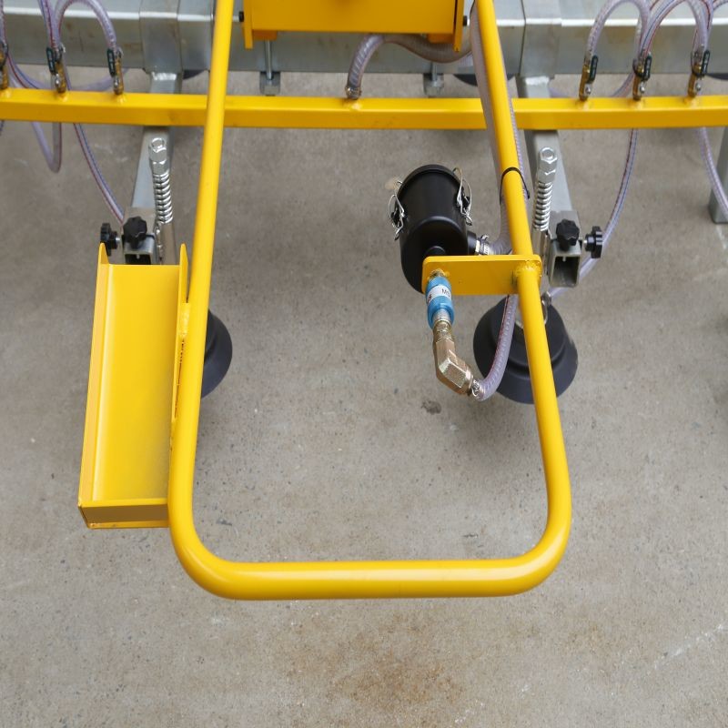 1000kg Vacuum Lifter For Metal Sheet Loading Unloading To Laser Cutting Machine
