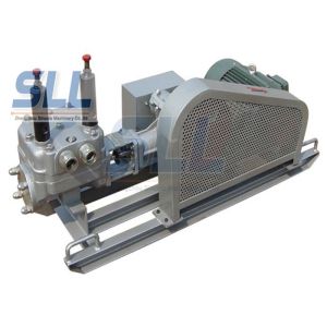 China Low Noise Mortar Grout Pump , Electric Grout Pump With Skid Chassis SG130-20 on sale