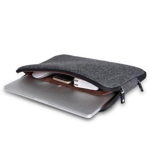 Best Waterproof Felt Mens 17 inch Laptop Bags , Zipper Notebook Sleeve wholesale
