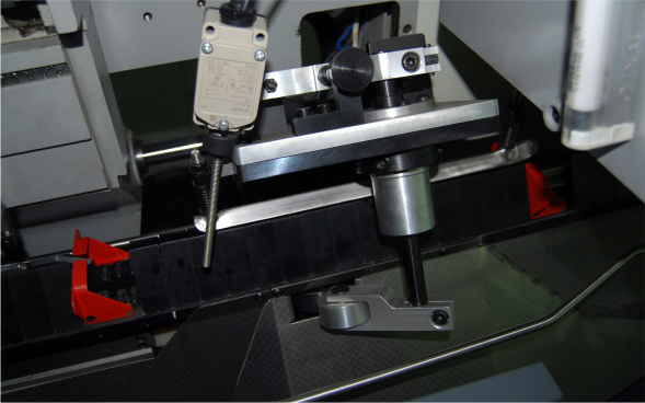 Entry Level Saddle Stitching Book Binding Machine 8000 Cycles/H