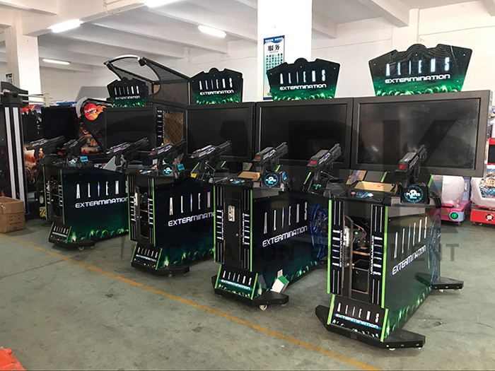 Coin Operated 42 Inch Amusement Park Aliens Shooting Arcade Machines