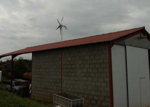 2KW Home Solar And Wind Power Systems Back Up Power System For AC Loading