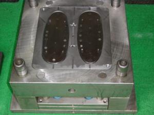 China Veicle PC Plastic Precision Injection Mould Auto Stamping Mold Design on sale