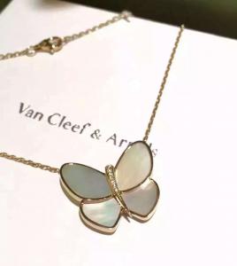 China Butterfly Pendant Necklace 18K Yellow Gold , Van Cleef Butterfly Necklace on sale