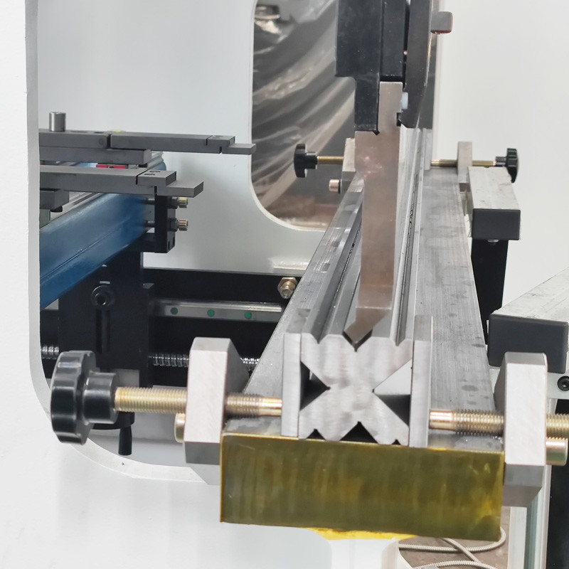 Hydraulic Automatic Aluminum Bending Machine TP10S X Y Axis