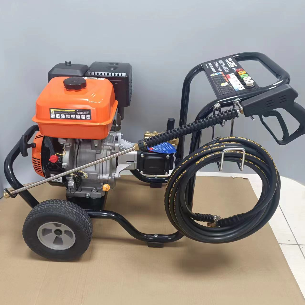 Portable 3800PSI/262Bar Gasoline High Pressure Washer 190F 420cc for Cold Water Cleaning