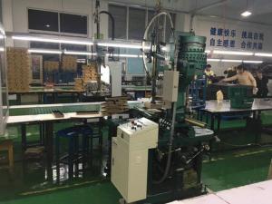 China Multifunction Stable Rigid Box Making Machine Skew Rack Structure Main Shaft on sale
