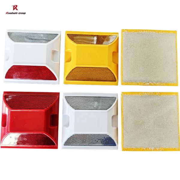Plastic Two Reflective Sides Road Reflectors Raised Pavement Maker ABS Reflective Road Stud
