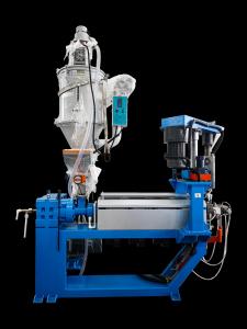 China Alloy Steel Kneader And Single Screw Extrusion Line Machine For Low Smoke Halogen Free Cable Insulation on sale