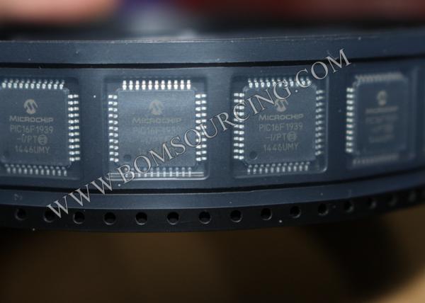 Cheap PIC16F1939-I/PT 8- Bit Programmable IC Chip With LCD Driver Integrated Circuit for sale