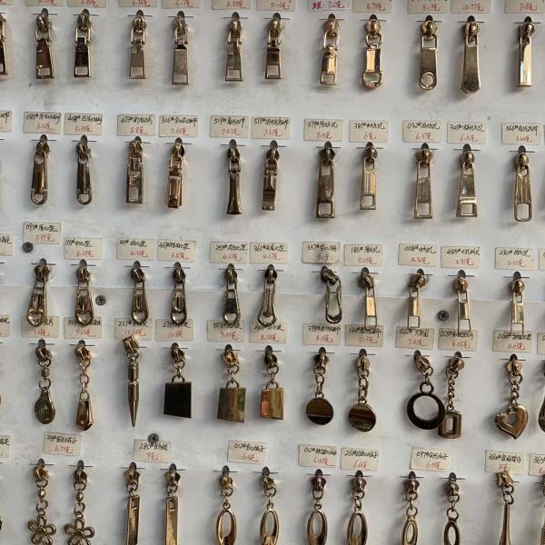 Nickle free Long Chain Zipper , Rust proof Zip Fastener Sliders