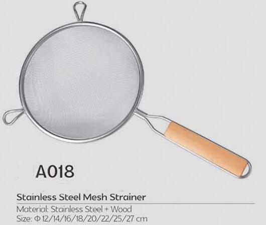 New design kitchen helper stainless steel mesh strianer with wooden handle