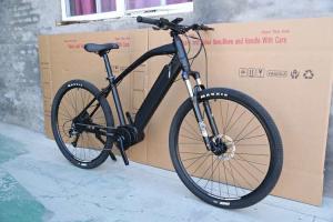 Mid Drive Electric Road Bike Long Range 29 Inch 36v 250w 14Ah Torque Sensitive Sensor
