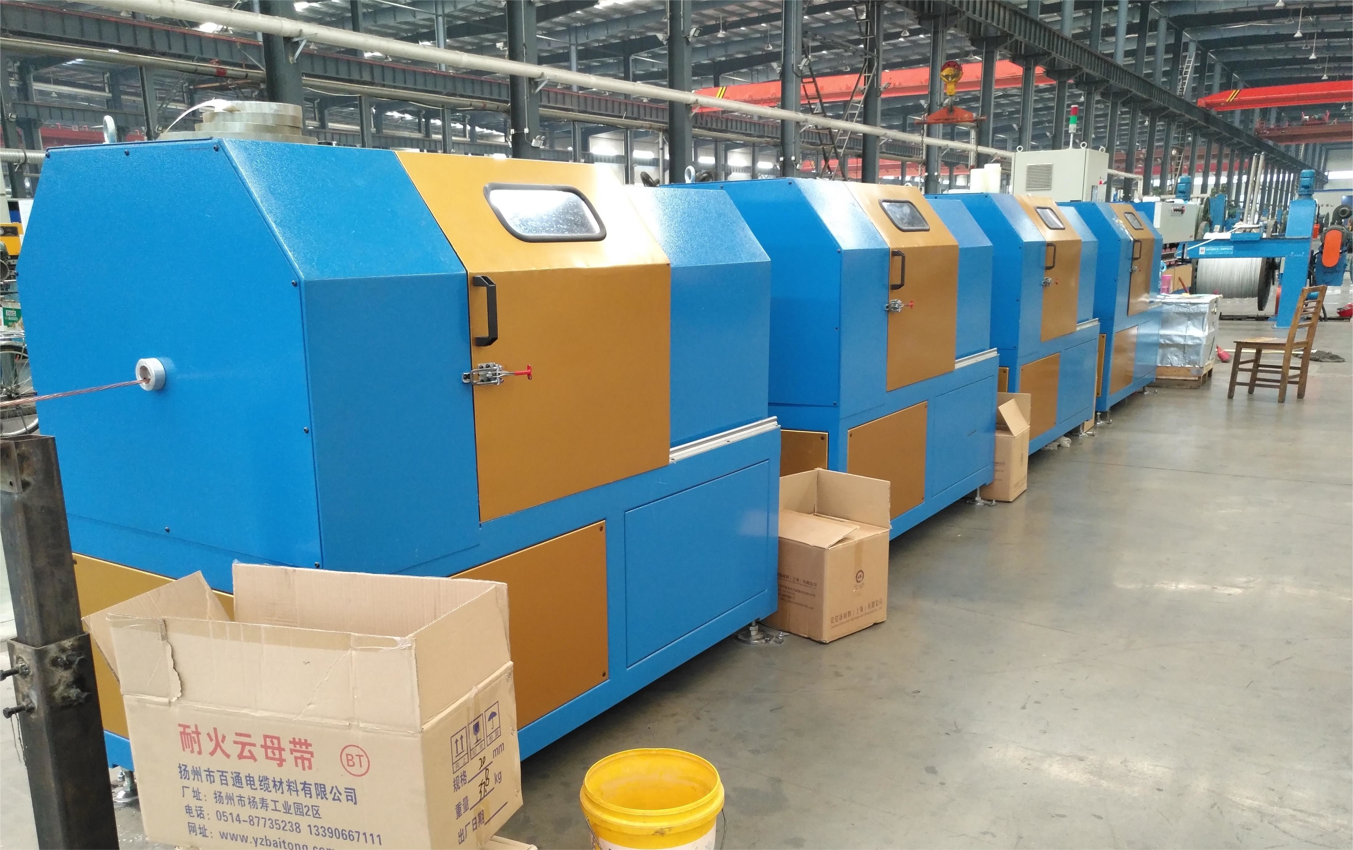 350mm Horizontal Multi-Layer Tapping Machine Water Bottle Filling And Capping Machine