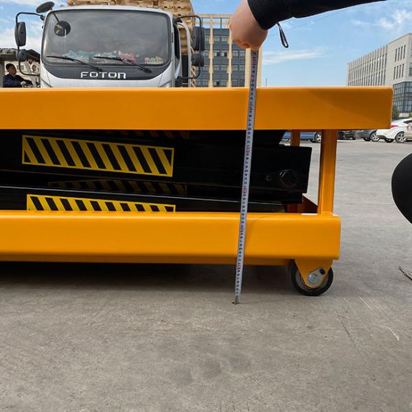 Max Height 1300mm Mobile Hydraulic Lift Table 4 Ton