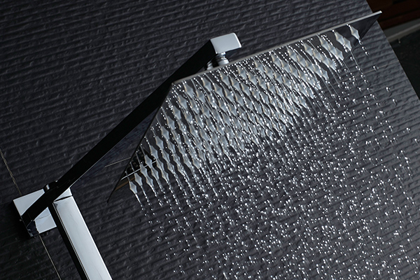 ROVATE Solid Brass Rainfall Shower System Sanitary Ware 0 - 1.2MPa Water Pressure