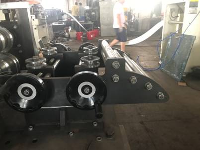 Photovoltaic Support Stand Heavy Duty Solar Strut Channel Roll Forming Machine Line