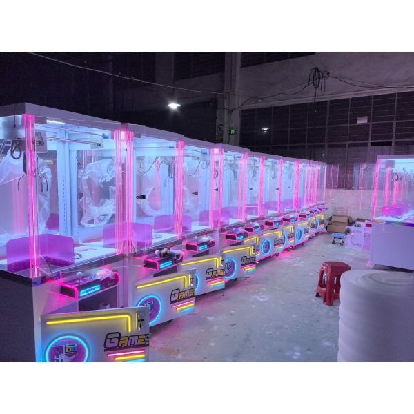 Colorful Transparent Coin Operated Automatic Clip Game Machine Claw Machine Crane