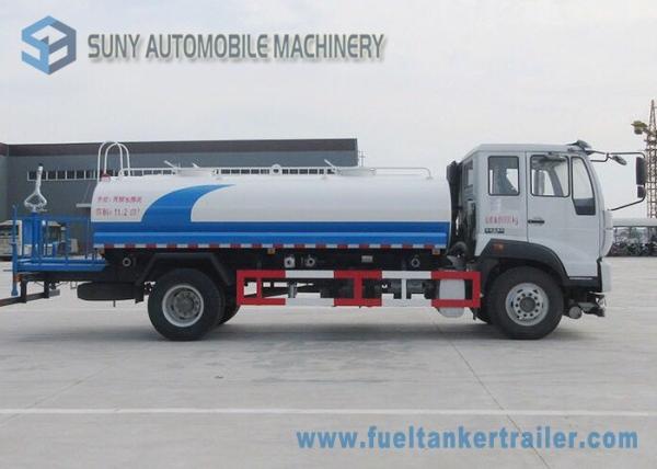 Cheap Sino HOWO Commercial Water Tanker Truck 160 Hp 12000 Liters 4X2 Driving Type 6 Wheels for sale