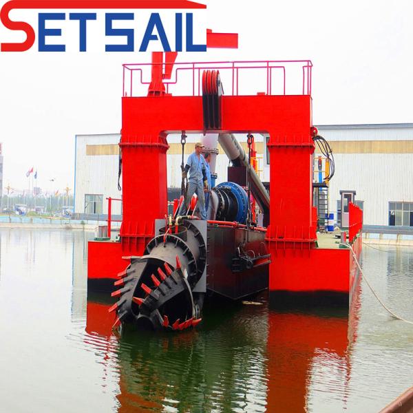QHCSD-307 1400 M3 Hydraulic Motor 28inch Cutter Suction Dredger with Underwater Pump