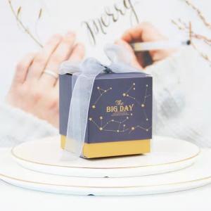 Best 128gsm To 350gsm Wedding Favor Cake Box Bridal Shower Gift Boxes With Silk wholesale