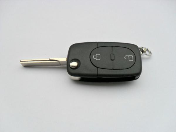 Cheap original audi A4 replacement folding keys with high rigidity for sale