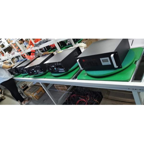 Stable 19 Inch Rack Mounted 1KW 2KW 3kW DC - AC Inverter Professionally Custom Made For 12V DC To 220V AC Power Needs